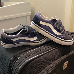 Toddler size 9.5 worn once